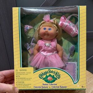 Cabbage Patch Kids Fantasy Collection "Angela Lydia" Toys R Us Exclusive 2005